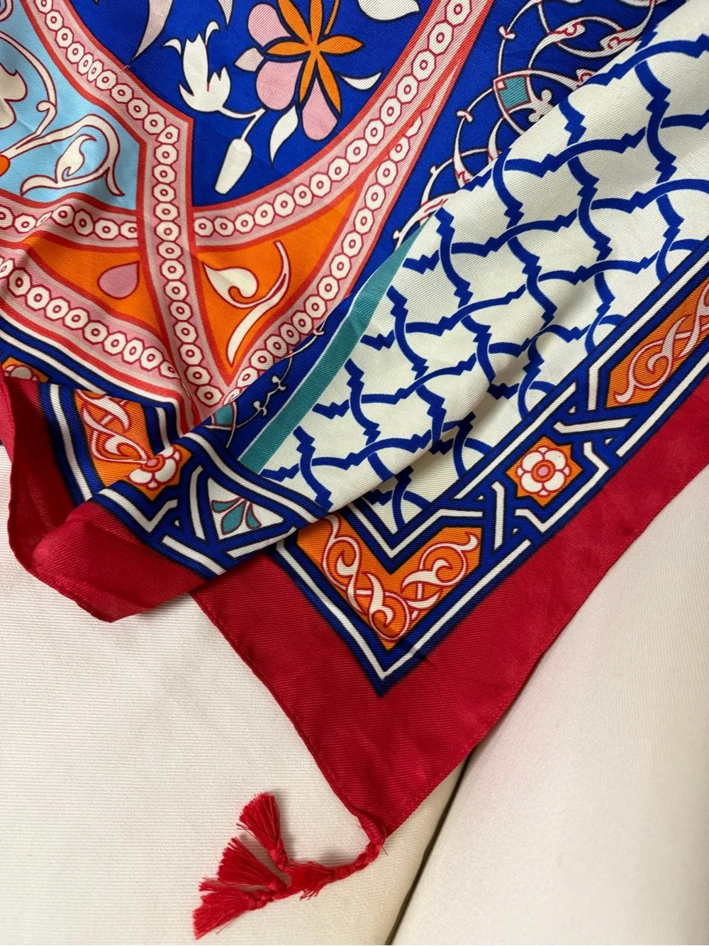 Mindful Souls Multicolor Corner Tassel Scarf Shawl Cover Up 70